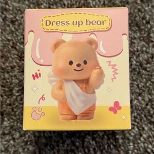 **Free Gift!** Dress Up Bear blind box